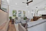 3210 Carpenter Avenue - Photo 11