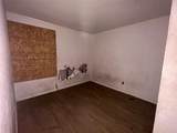 1504 Avenue D - Photo 12