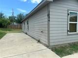 1504 Avenue D - Photo 3