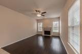 2034 Westbury Lane - Photo 18