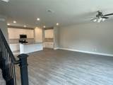 801 Ponds Edge Lane - Photo 2