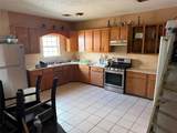 1530 Proctor Avenue - Photo 4