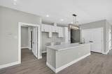 808 Premier - Photo 5