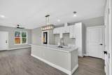 808 Premier - Photo 6