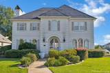 527 Canterbury Lane - Photo 1
