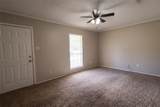 1523 Teekell Street - Photo 2