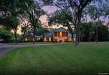 2825 Lake Air Drive - Photo 2