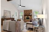 329 Stratford Drive - Photo 4