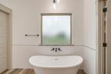 1120 Samantha Dr - Photo 20