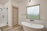 1120 Samantha Dr - Photo 23