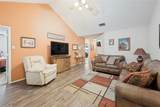 1409 Lincolnshire Way - Photo 5