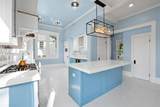 511 Travis Street - Photo 15