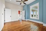 511 Travis Street - Photo 21