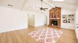 1912 Kentwood Lane - Photo 5