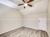 9839 Walnut Street - Photo 11