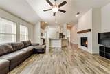 814 Bluewood Street - Photo 6