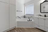 4037 Navarro Way - Photo 31