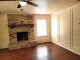 1806 Family Circle - Photo 24