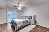 5214 Fleetwood Oaks Avenue - Photo 7