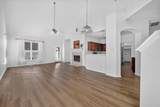 940 Fox Grove Lane - Photo 3