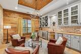 1020 Ivy Lane - Photo 2