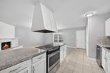 555 Hawthorne Drive - Photo 17
