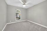 555 Hawthorne Drive - Photo 22