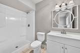 555 Hawthorne Drive - Photo 33