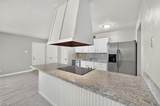 555 Hawthorne Drive - Photo 9