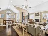 808 Canyon Valley Drive - Photo 4