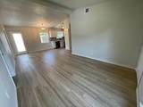1605 Hawthorne Lane - Photo 2