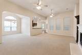 7420 Rose Crest Boulevard - Photo 9