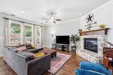 525 Hearth Terrace - Photo 9