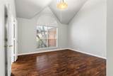 6721 Misty Hollow Drive - Photo 16