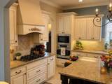 9008 Vue Fleur Lane - Photo 10