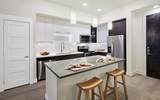2727 Travis Street - Photo 5