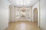 7713 Lakeview Circle - Photo 10