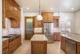7713 Lakeview Circle - Photo 15