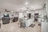 207 Trails End - Photo 13