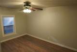 207 Illinois Street - Photo 10
