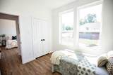 802 Walnut Street - Photo 3