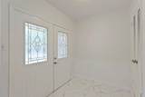 624 Hillview Drive - Photo 4