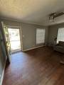 4252 Cresthaven Road - Photo 3