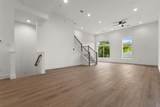 2203 Hondo Avenue - Photo 4
