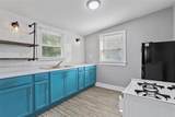 2821 Gladstone Drive - Photo 2