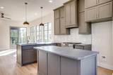 2820 Weisenberger Street - Photo 9