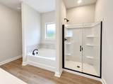 5033 Falcon Bay Drive - Photo 8