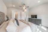 918 Hawthorn Lane - Photo 17