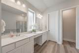 918 Hawthorn Lane - Photo 19