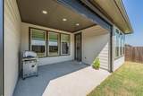 918 Hawthorn Lane - Photo 33